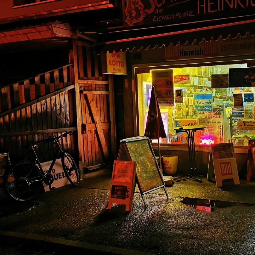 Restaurant "Coffee to Go-Lotto-Hermes-Schreibwaren" in Königsbrunn