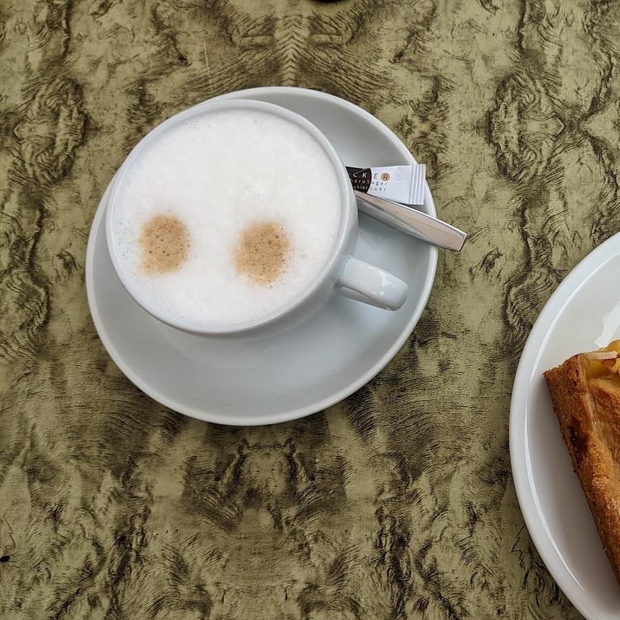 Restaurant "Katinka Gästezimmer und Saalvermietung" in Beldorf