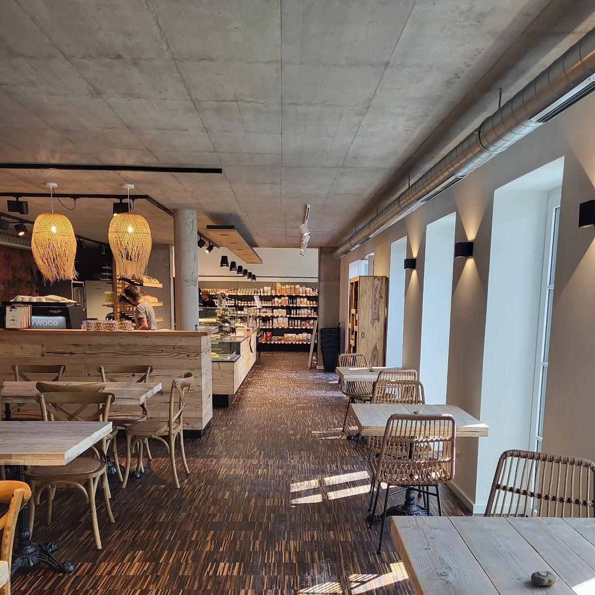 Restaurant "Rösslerhof Café & Laden" in Schlier