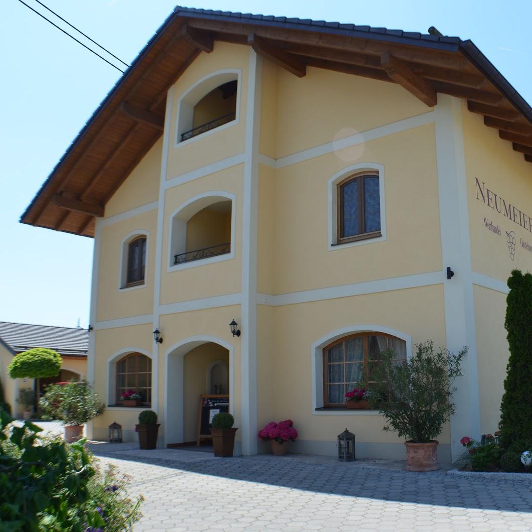 Restaurant "Gästehaus Neumeier" in Hohenlinden