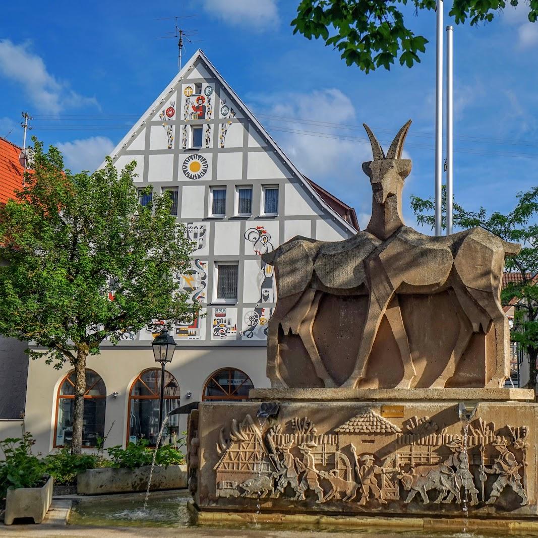 Restaurant "Gasthaus Pension zum Kreuz" in Hayingen