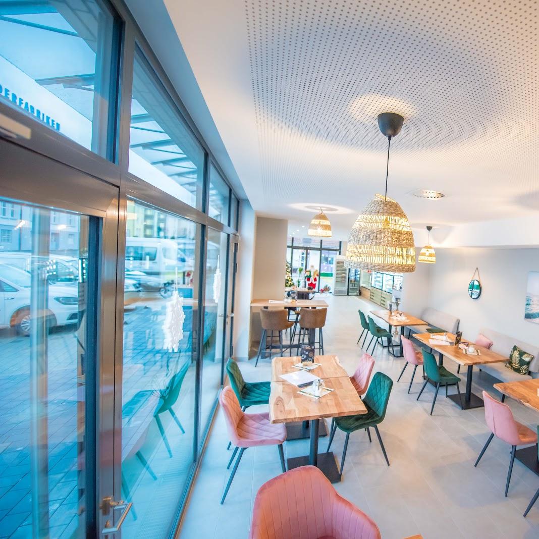 Restaurant "Enjoy Café Bistro& Greek Bakery" in Gomaringen