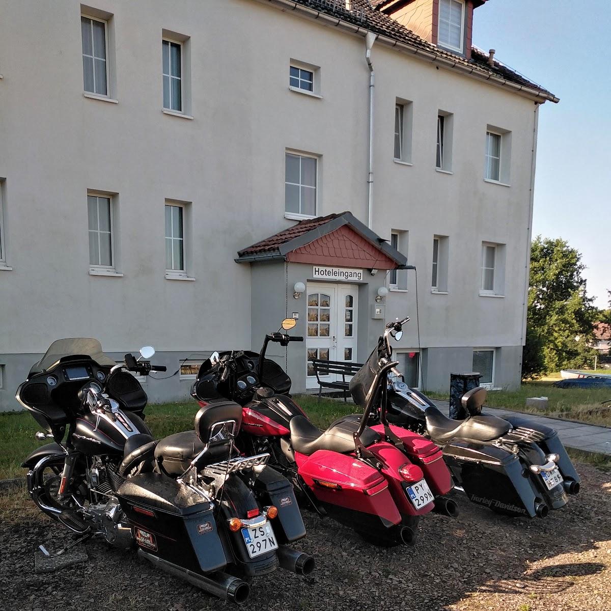 Restaurant "Frühstückspension Oberrossau (ehem. Hotel)" in Rossau