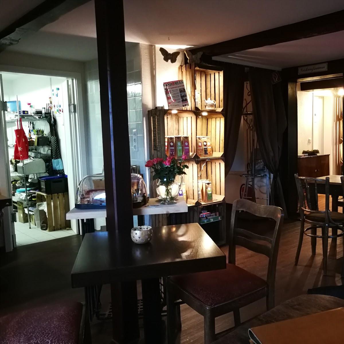 Restaurant "Warft Café" in Pellworm