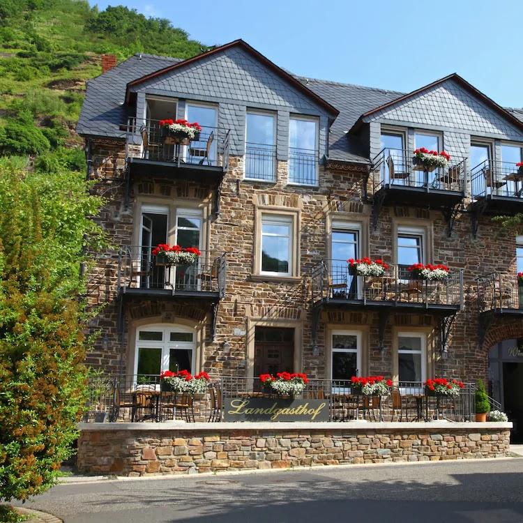 Restaurant "Landgasthof Winzerscheune" in Valwig