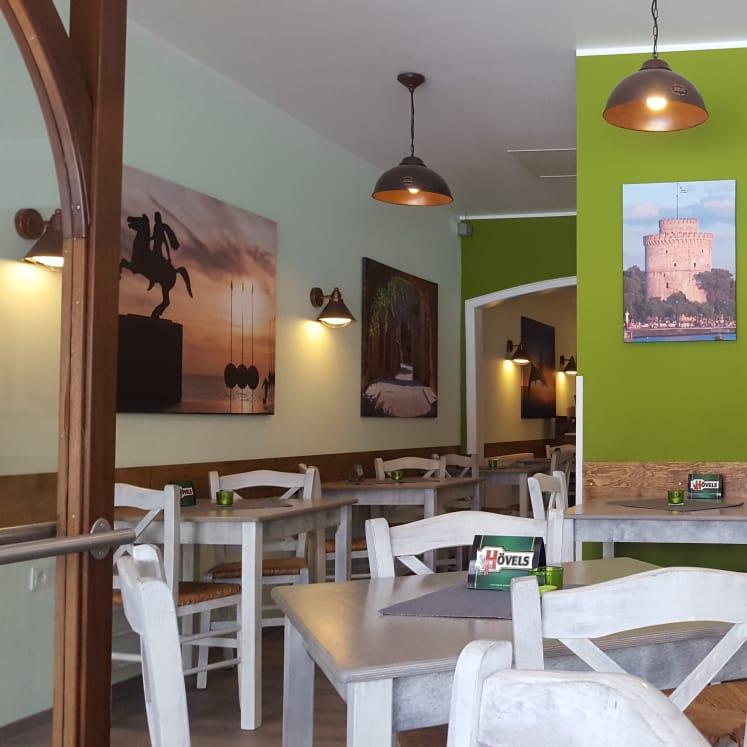 Restaurant "To Tavernaki" in Kamen