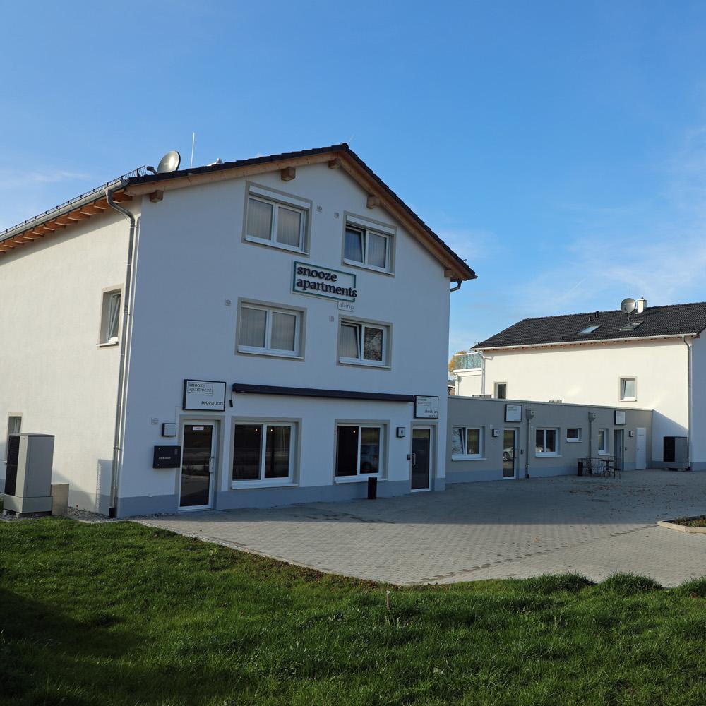 Restaurant "Snooze Apartments" in Alling