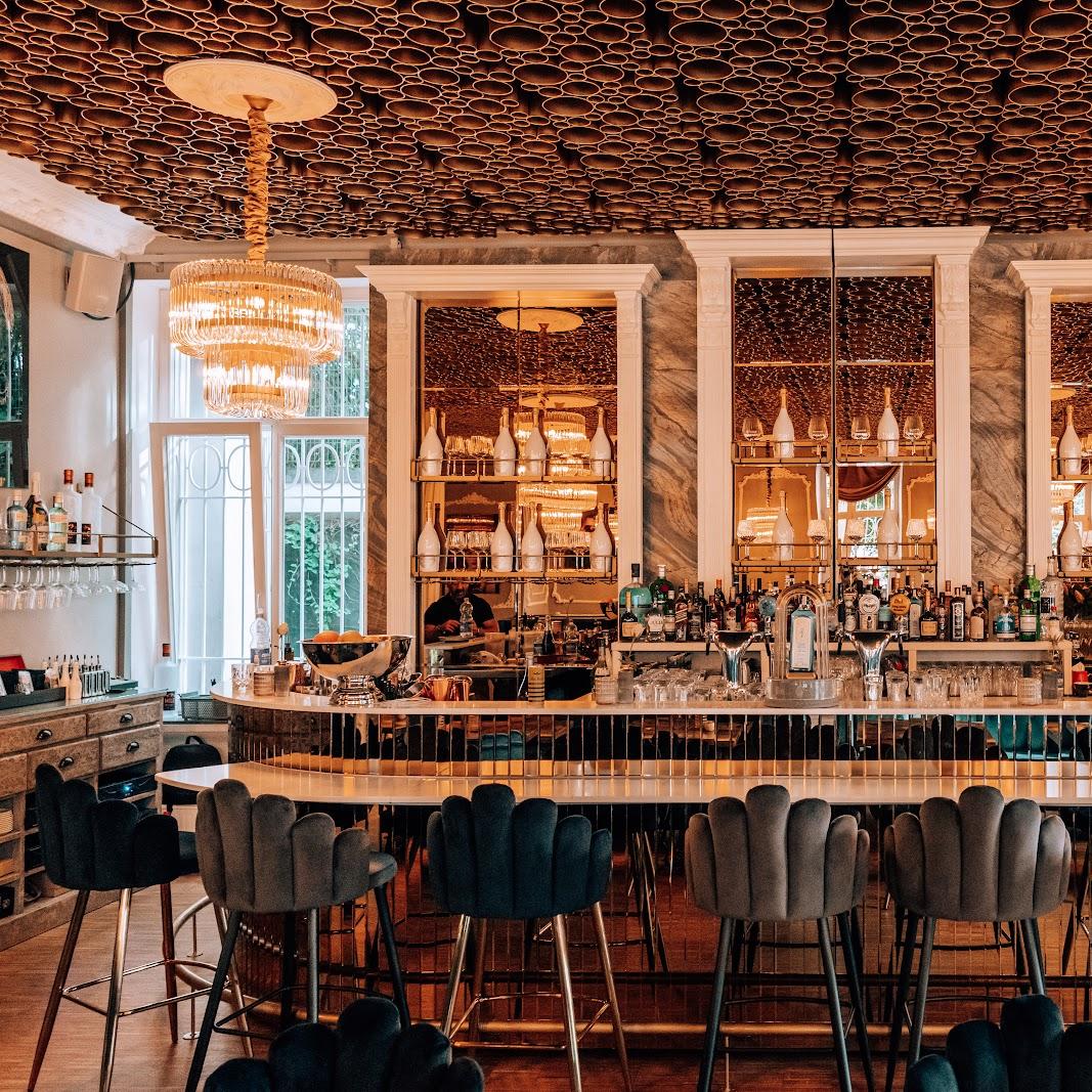 Restaurant "Les Halles de la Gare | Restaurant, Bar, Lounge, Terrasse & Eventlocation |  bei Düsseldorf" in Hilden