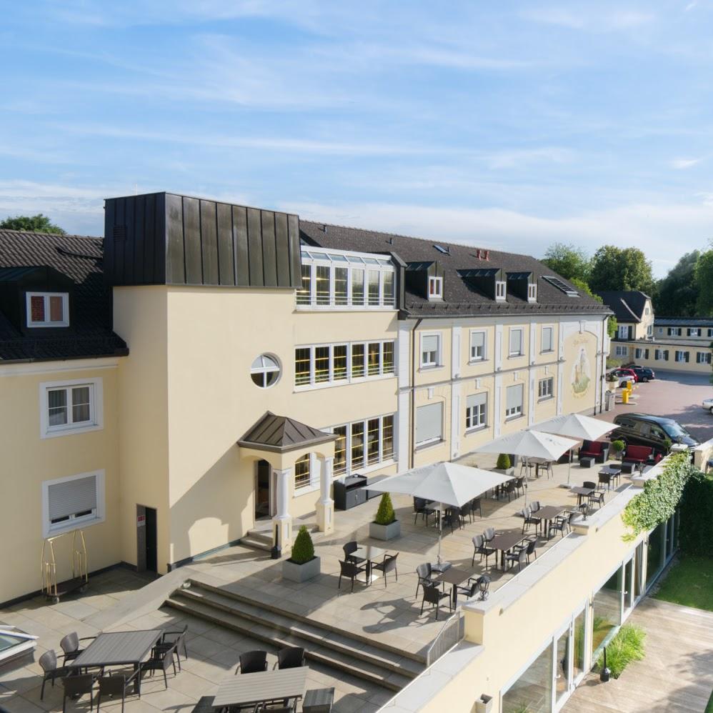 Restaurant "Hotel am Schlosspark Zum Kurfürst GmbH" in Oberschleißheim
