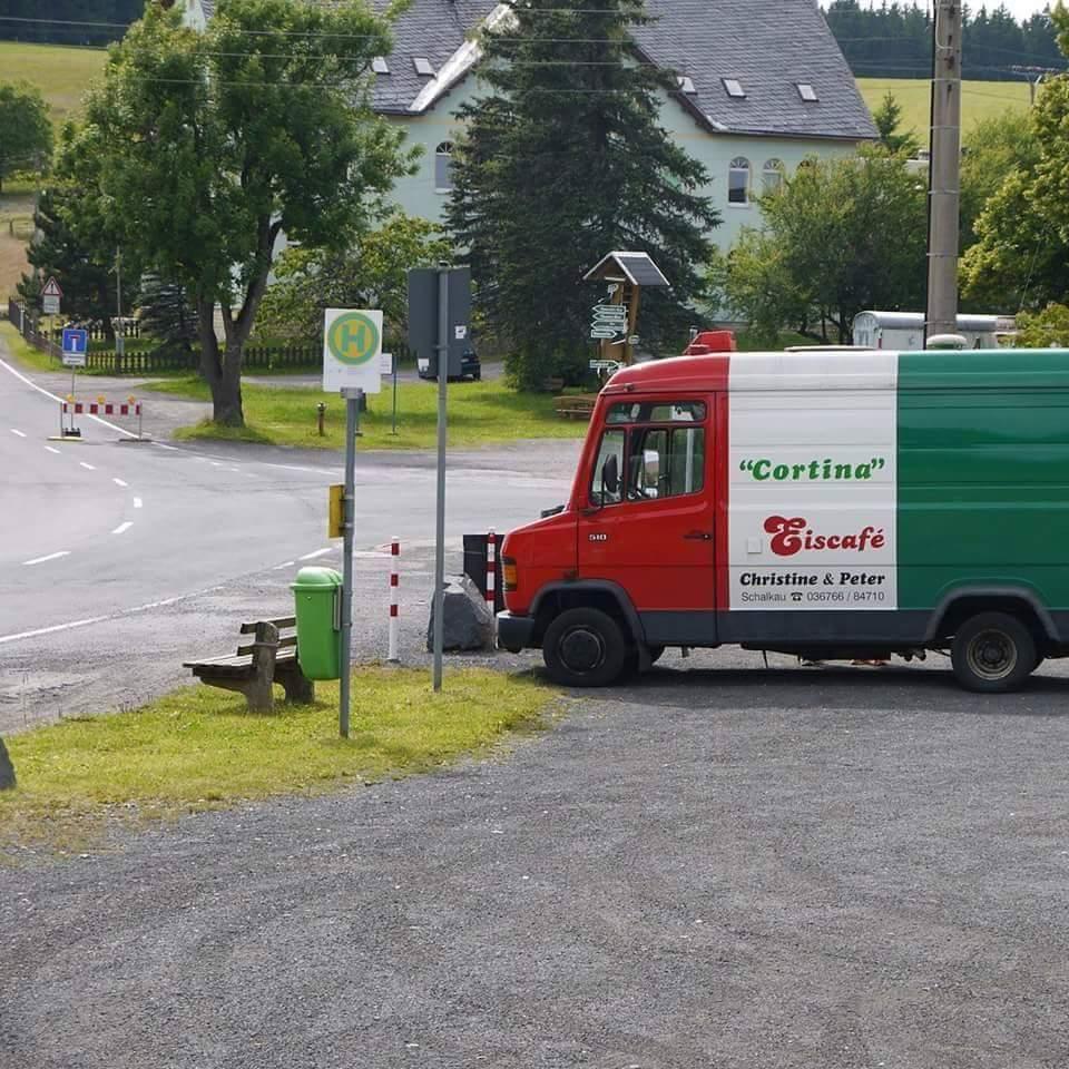 Restaurant "Cortina Chris & Peter Eiscafe und Pizzeria" in Schalkau