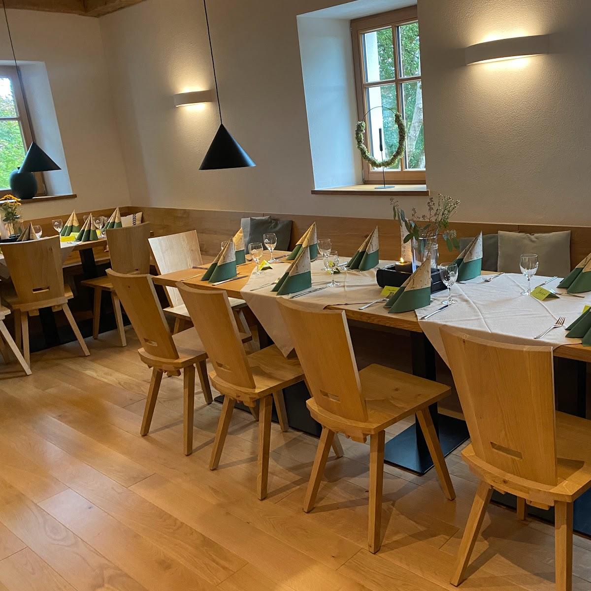 Restaurant "Oberwirt" in Perach