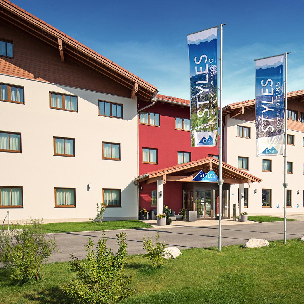 Restaurant "Styles Hotel" in Piding