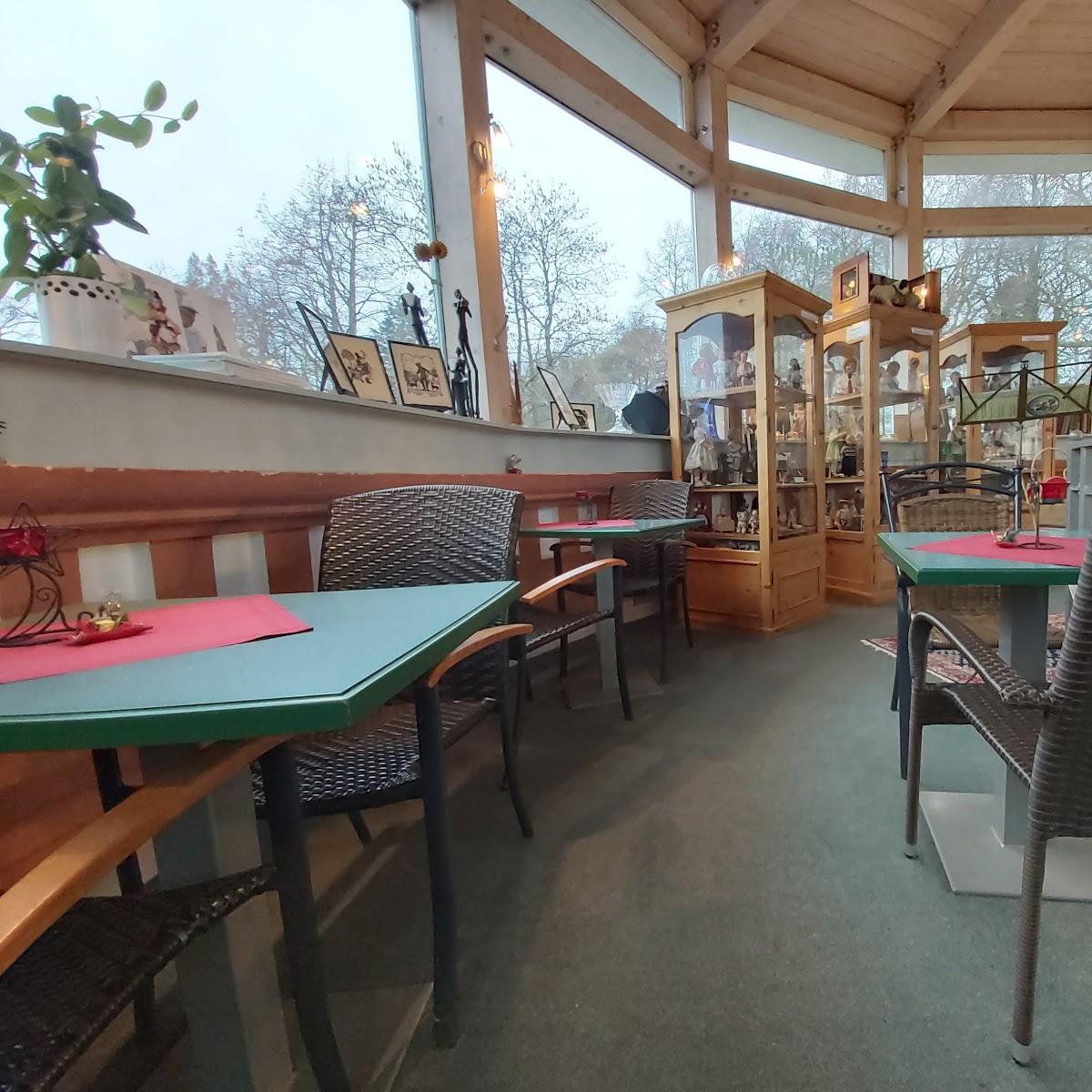 Restaurant "Museumscafé Am Schwanensee (Puppenmuseum)" in Putbus