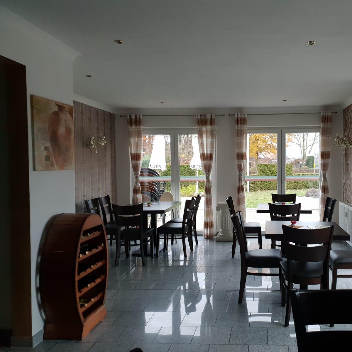 Restaurant "Pizzeria La Fontana  (CAD)" in Damme