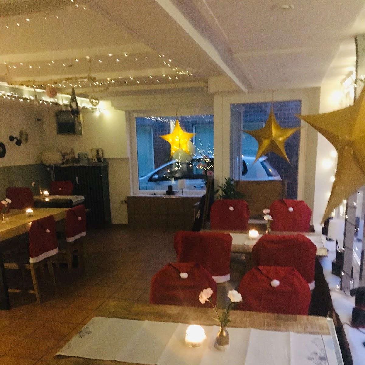 Restaurant "Café Cinque Terre" in Marne