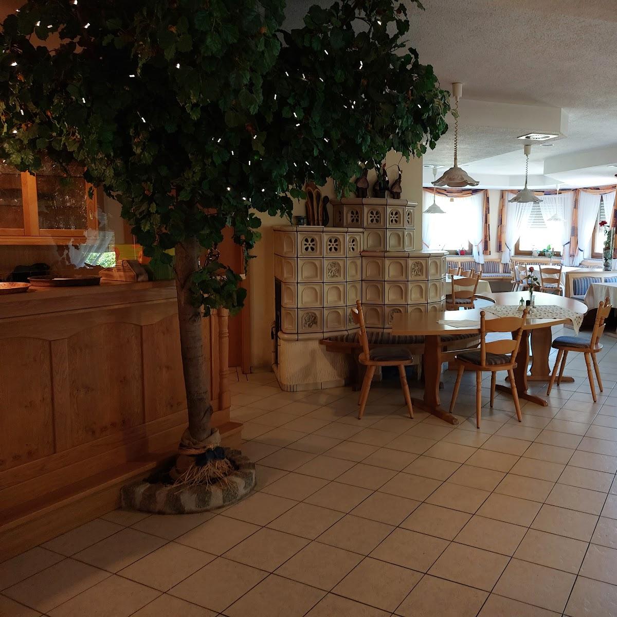 Restaurant "Cafe - Pension Egerstau" in Hohenberg an der Eger