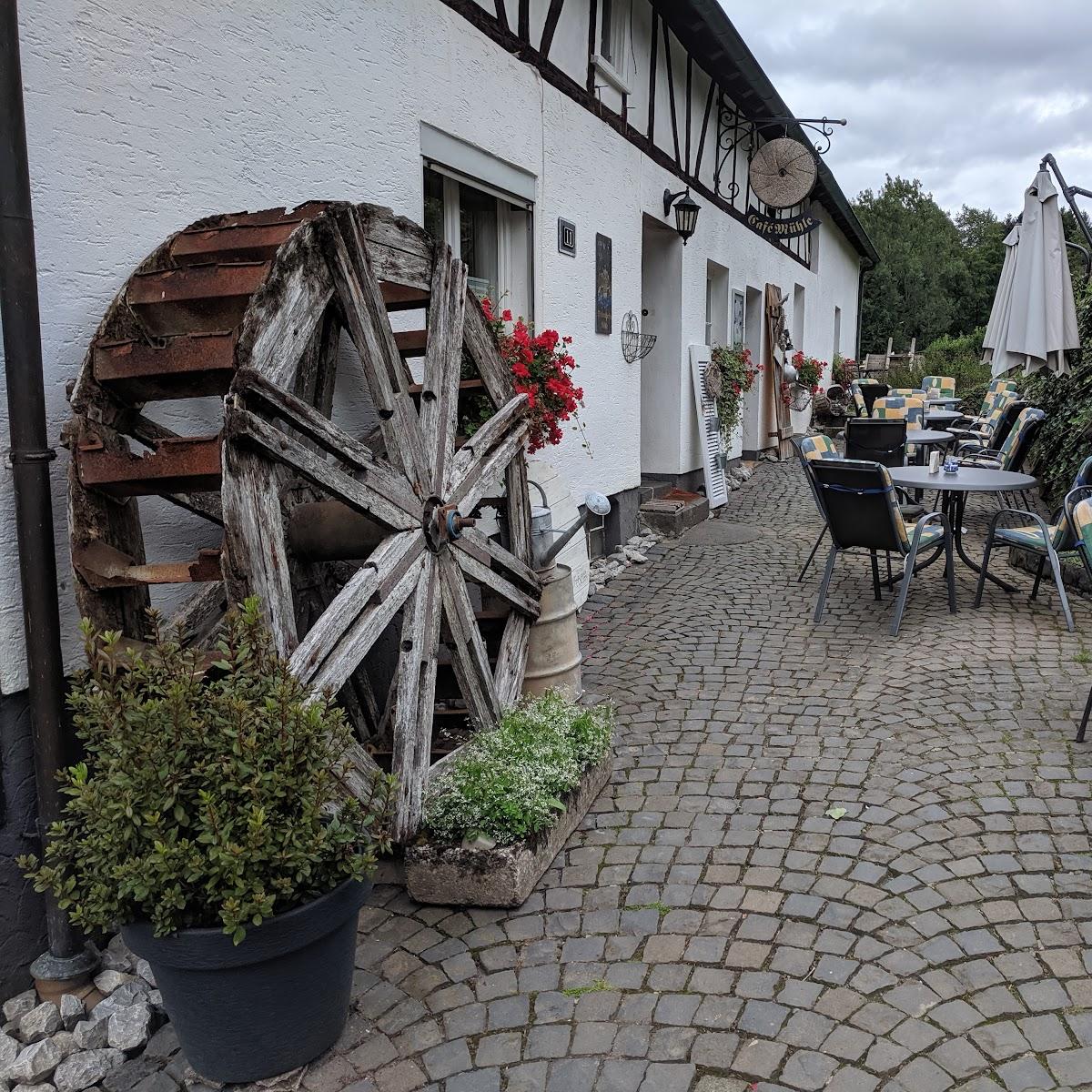 Restaurant "Dickendorfer Mühle" in Molzhain