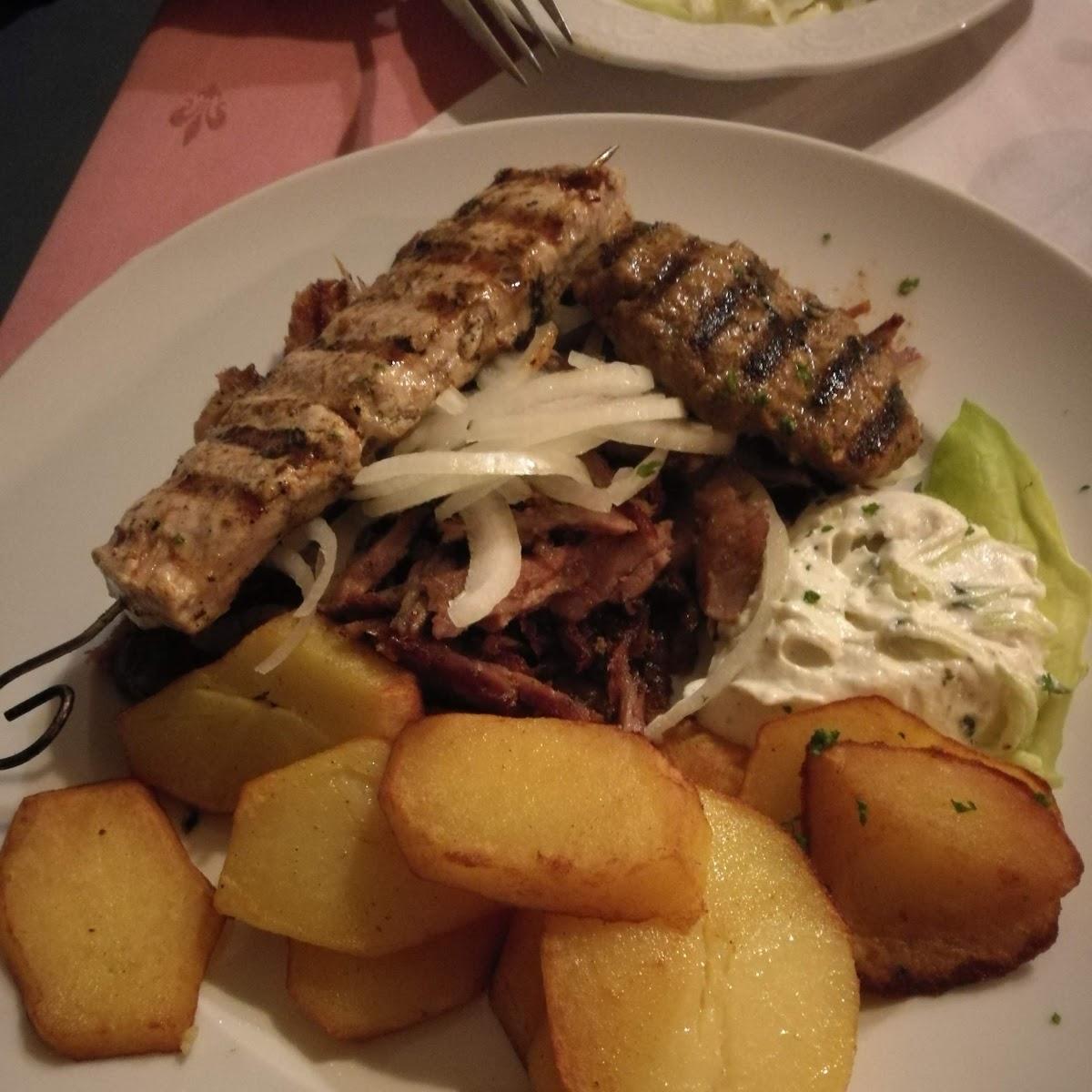 Restaurant "Gaststätte Zorbas der Grieche" in  Donau