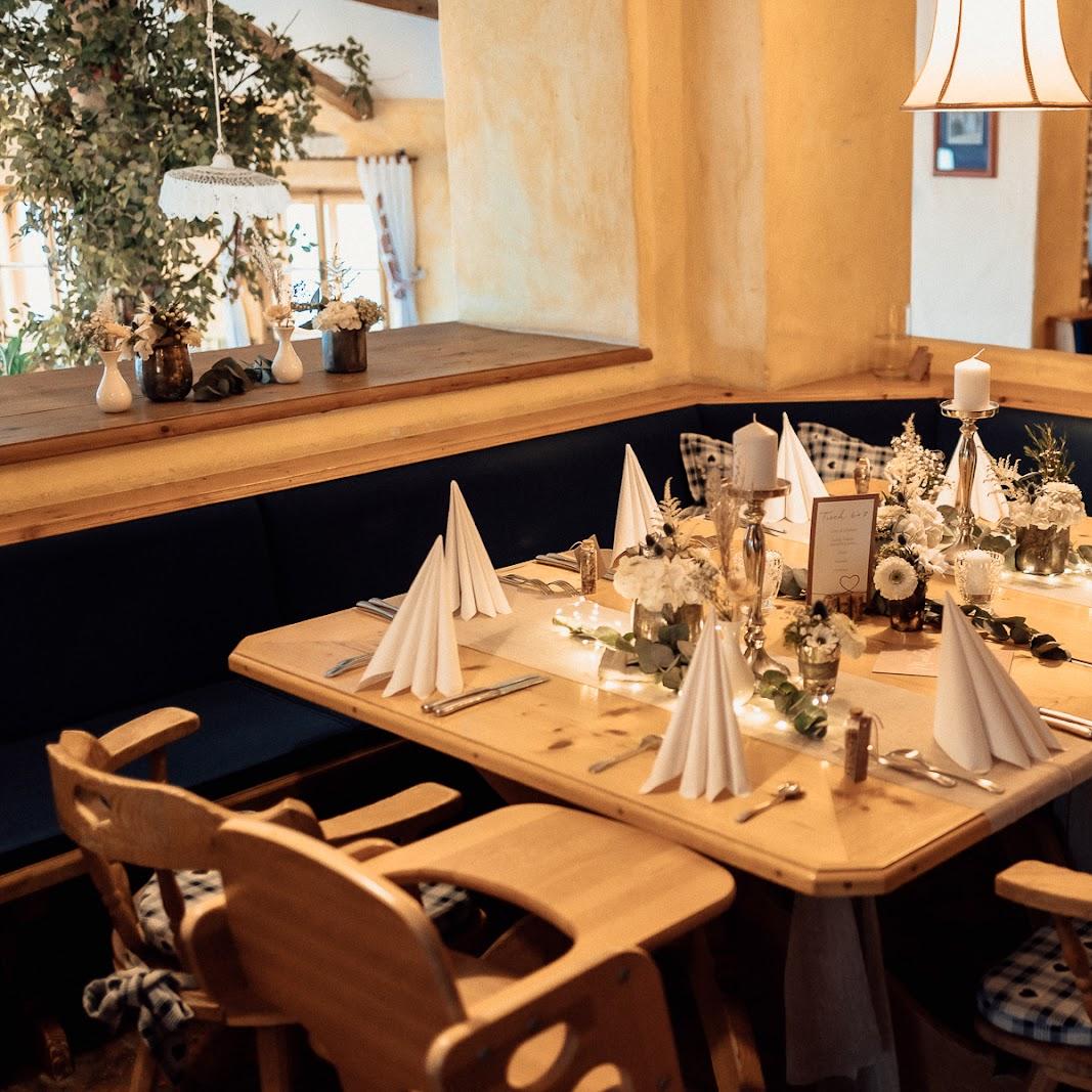 Restaurant "Berghotel & Bergrestaurant Zugspitzblick - Familie Burkert - Tannheimer Tal" in Zöblen