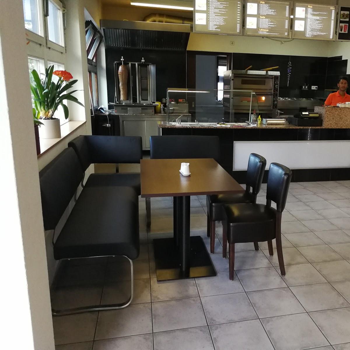 Restaurant "Owinger Pizza Kebap" in  Owingen