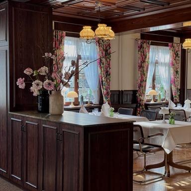 Restaurant "Landgasthof Adler zu Hochstetten" in Breisach am Rhein