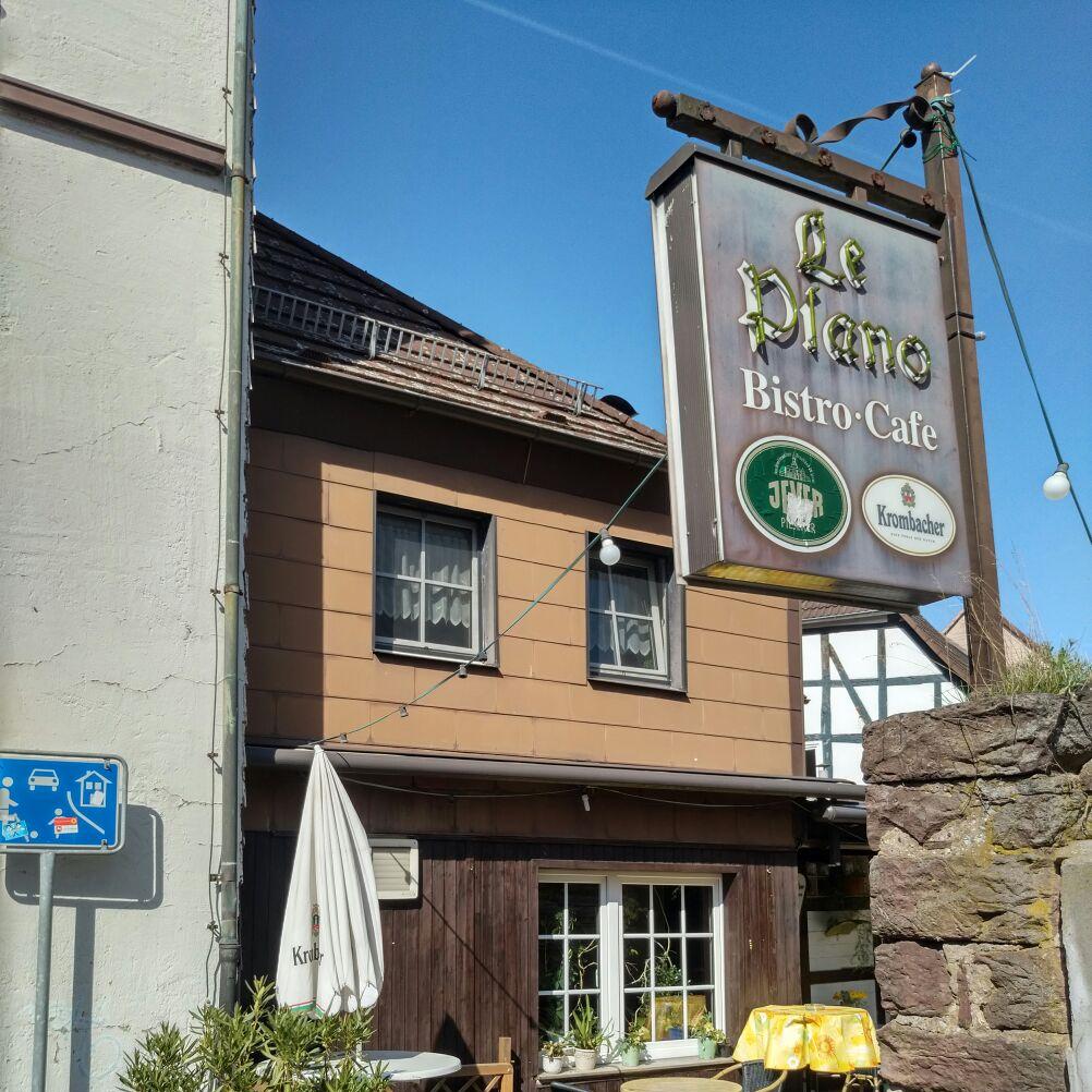 Restaurant "Le Piano, Inh. Marino Buccarello" in Holzminden