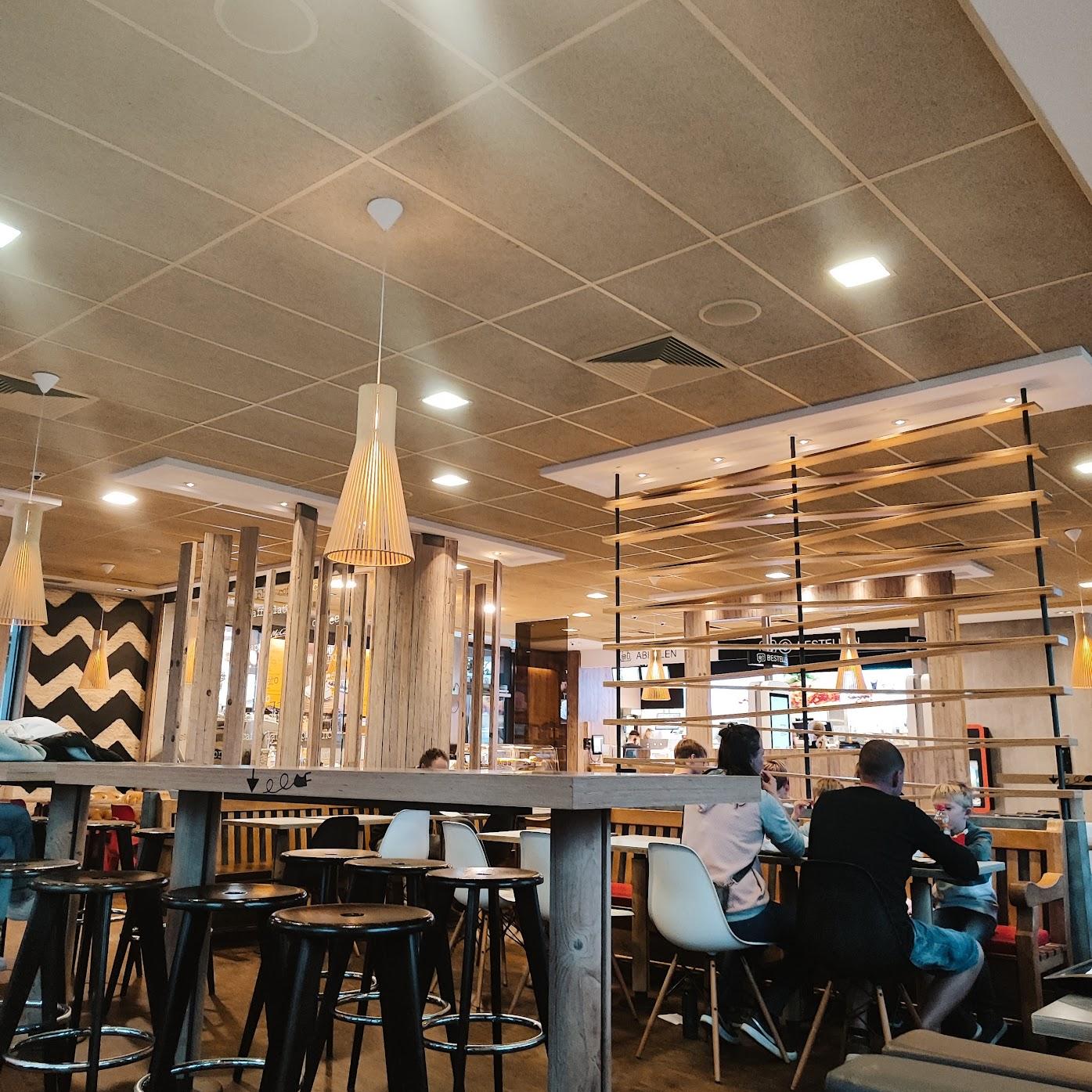 Restaurant "Restaurantbetriebe Großburgwedel Ehmann GmbH & Co. KG" in Burgwedel