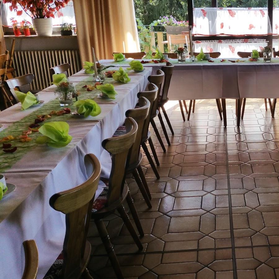 Restaurant "Gasthaus   Zum Miadl Baile   - Miedl GbR" in Künzing