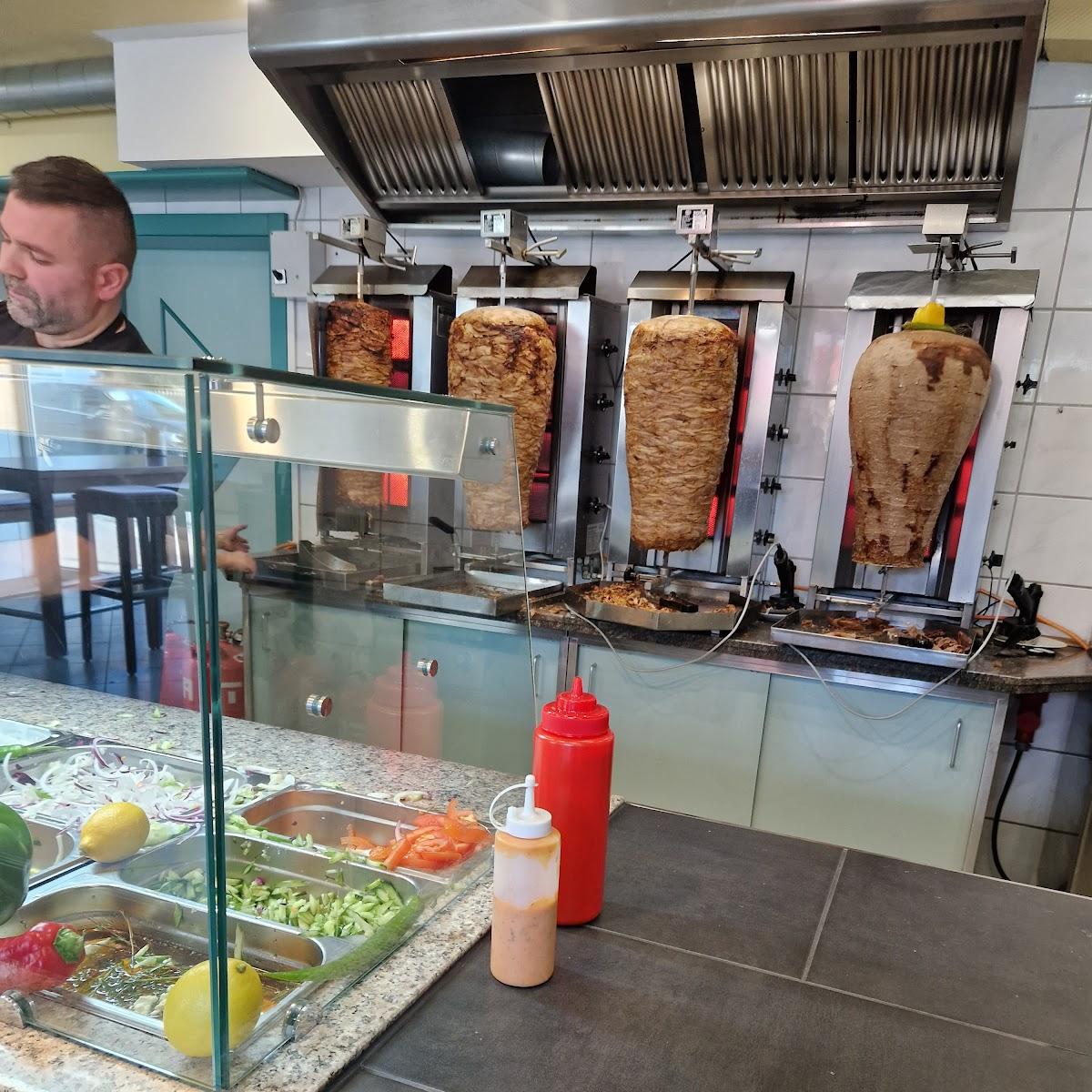 Restaurant "Mr. Döner & Pizza" in Obertraubling