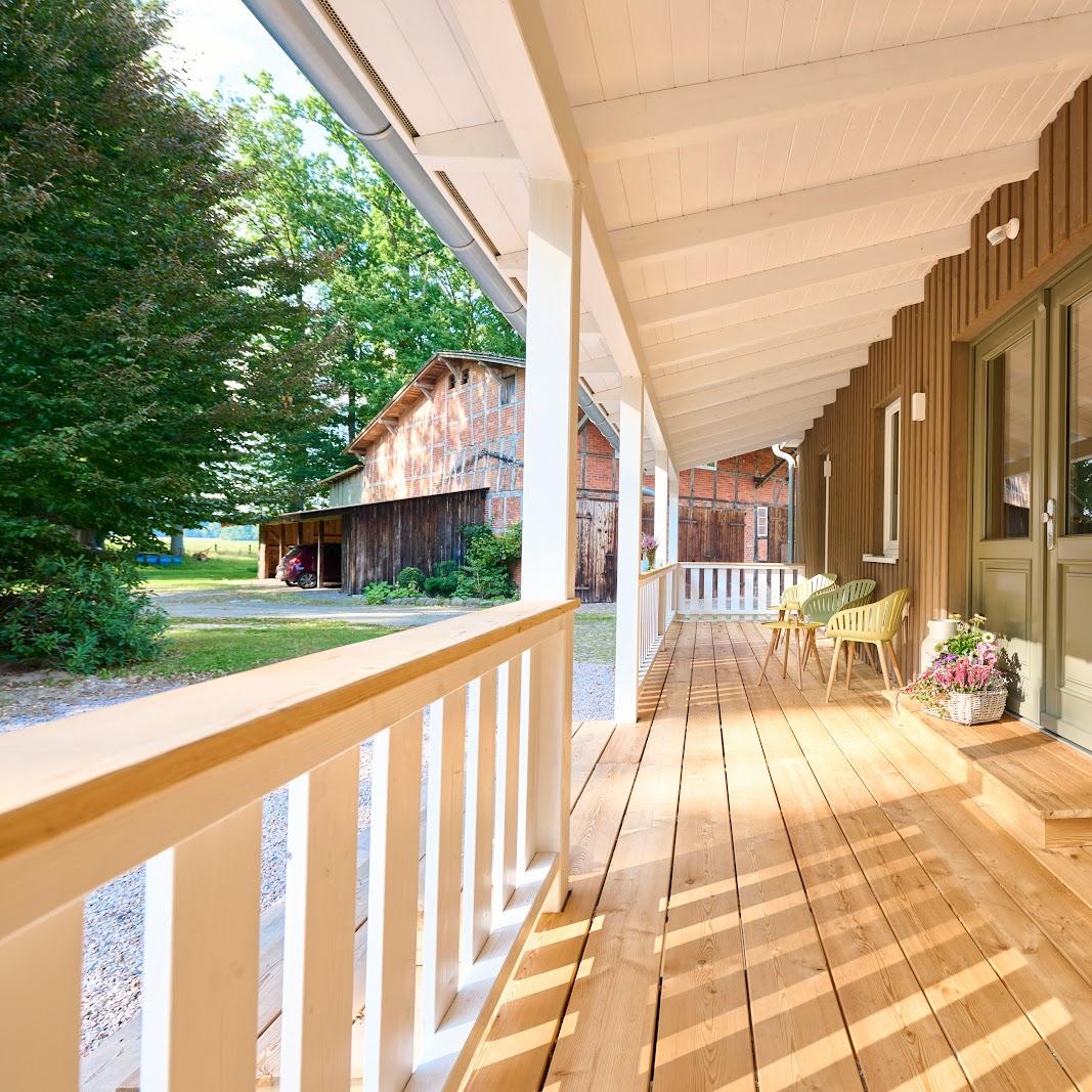 Restaurant "Hof Wölper Raven" in Soderstorf