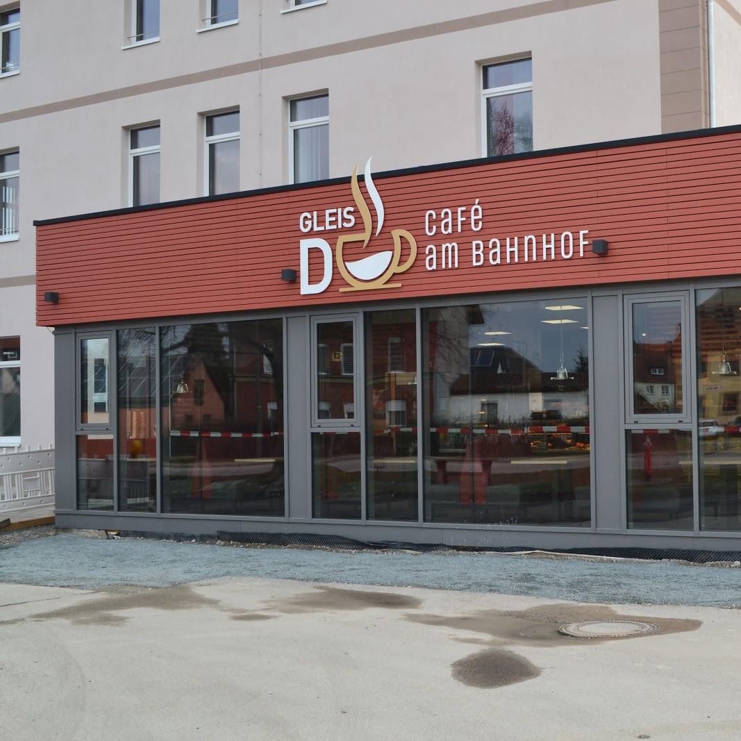 Restaurant "Der Dorfladen am Bahnhof und Café Gleis D" in Dombühl