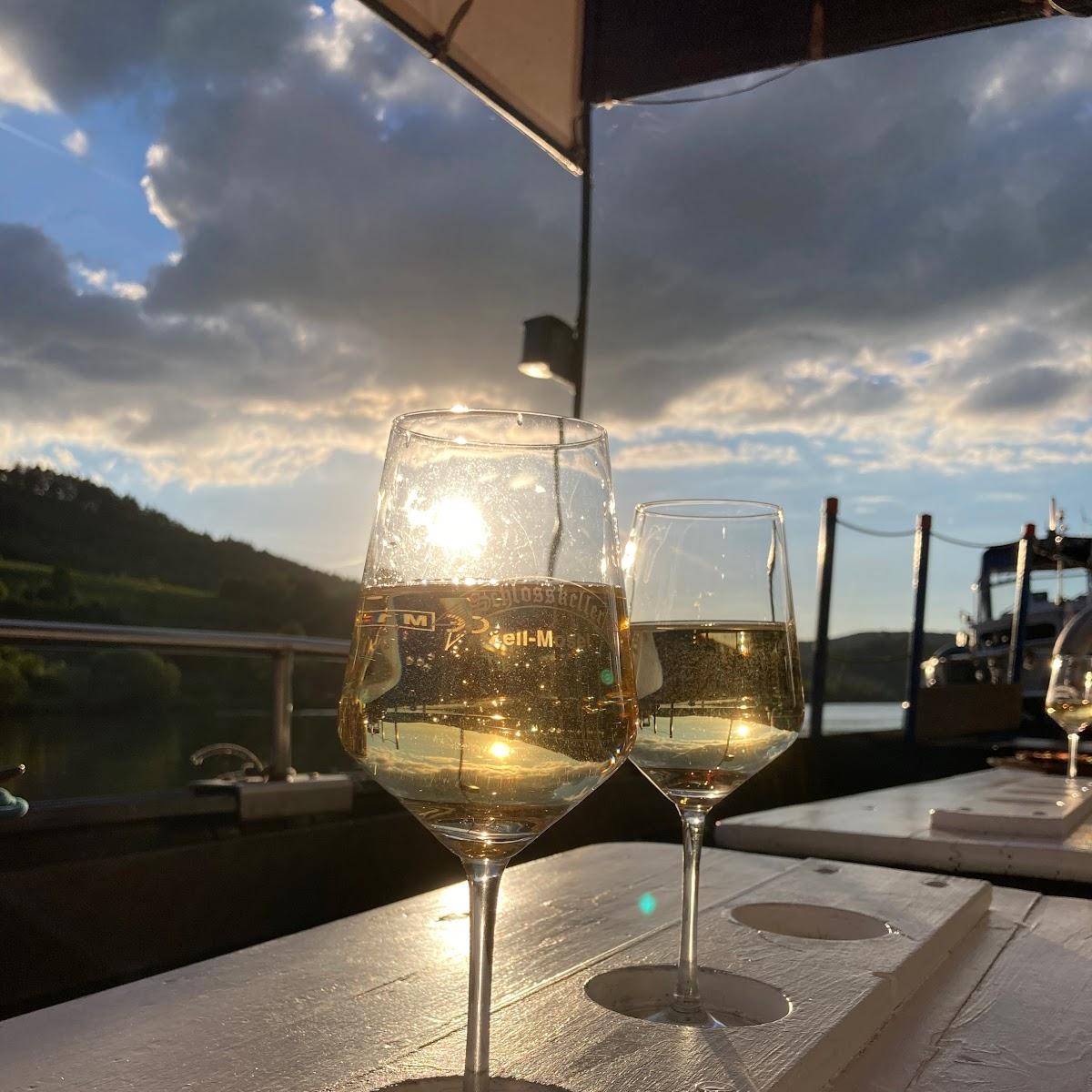 Restaurant "Motorboot Club Zell" in Zell (Mosel)