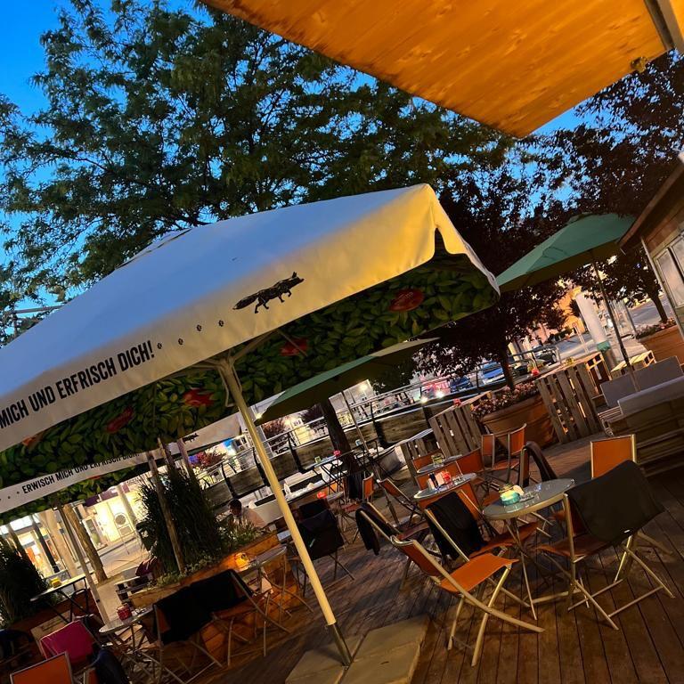 Restaurant "Paradise Bar" in Mistelbach