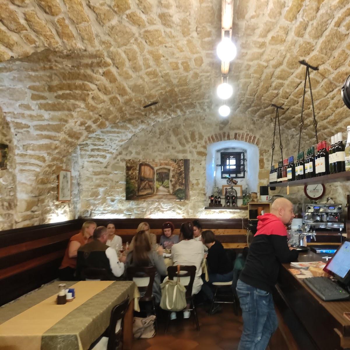 Restaurant "Haydnkeller Restaurant & Pizzeria" in Rust