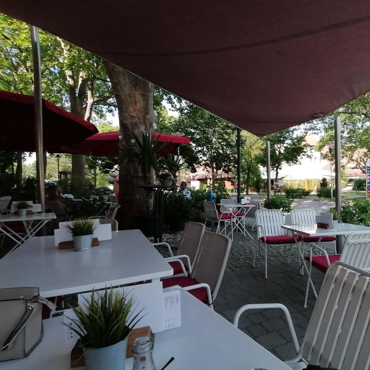 Restaurant "Café Seehof" in Rust