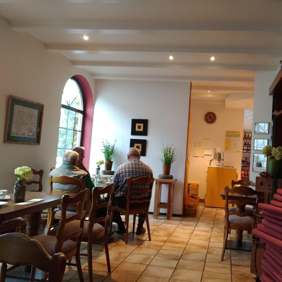 Restaurant "Café Flesch Bäckerei Hauptgeschäft" in Landscheid