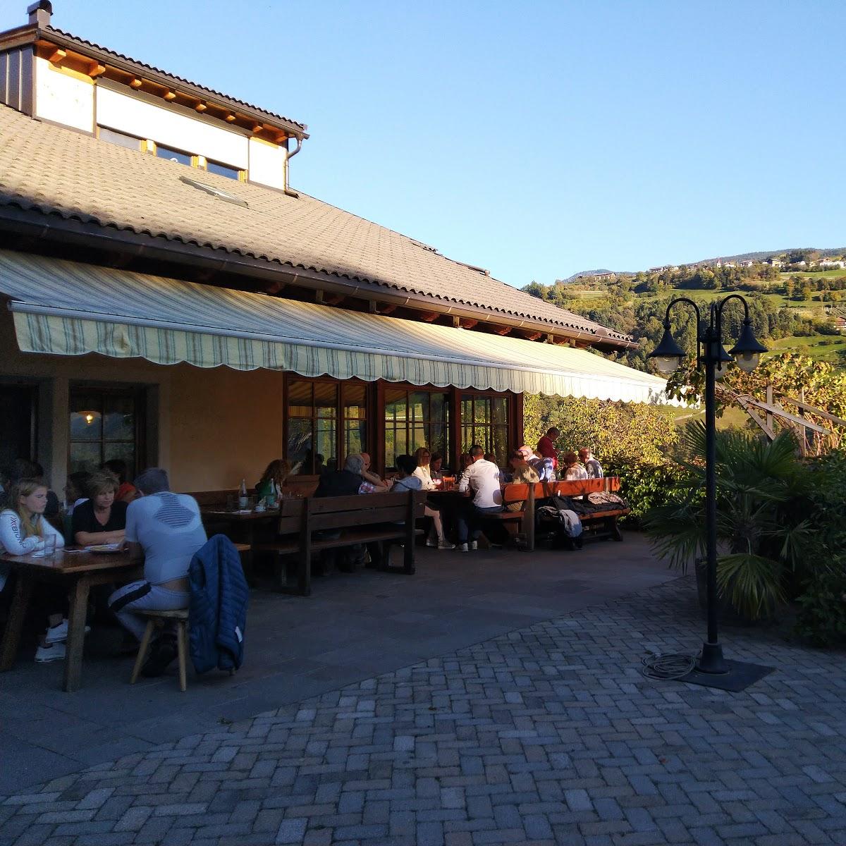 Restaurant "Oberpartegger - Buschenschank" in Villandro