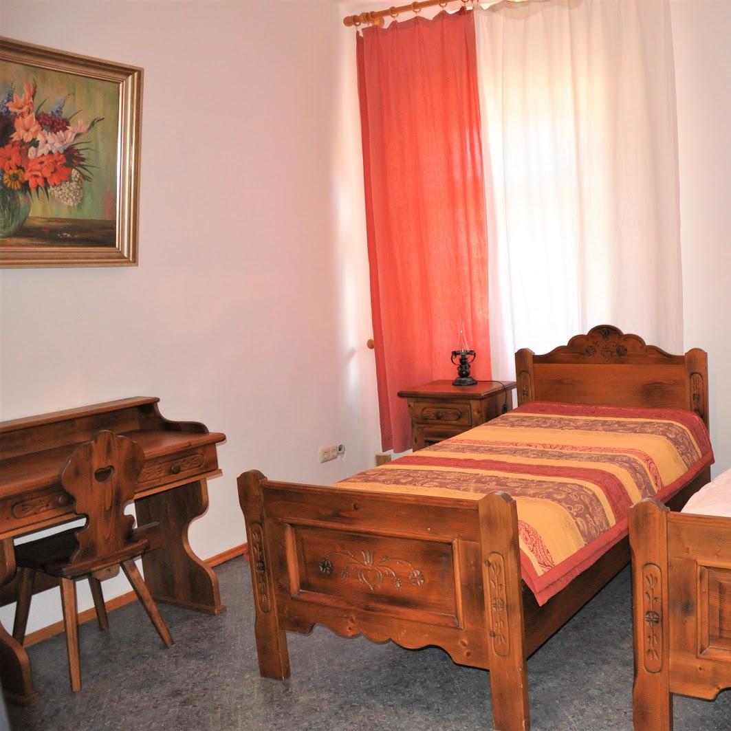 Restaurant "Ferienwohnung Zum Schwalbennest" in Weißenohe