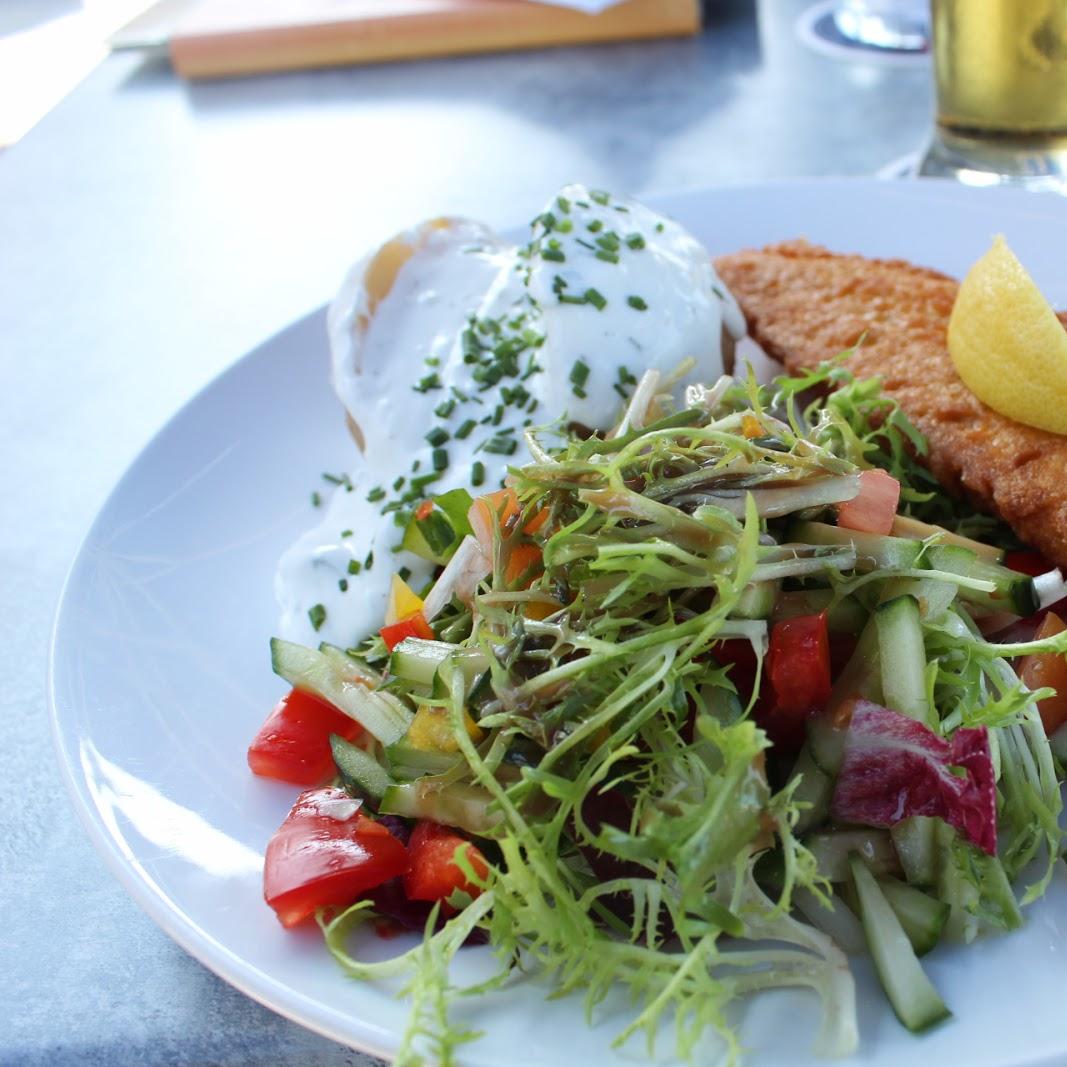 Restaurant "Kapitänssaloon" in Graal-Müritz