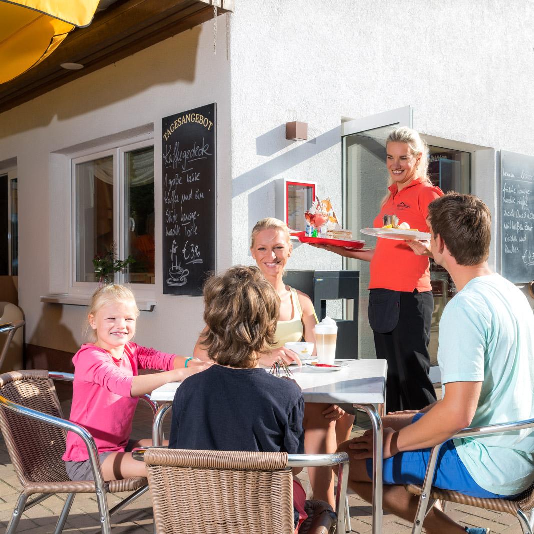 Restaurant "Eiscafé Ostseecamp" in Graal-Müritz