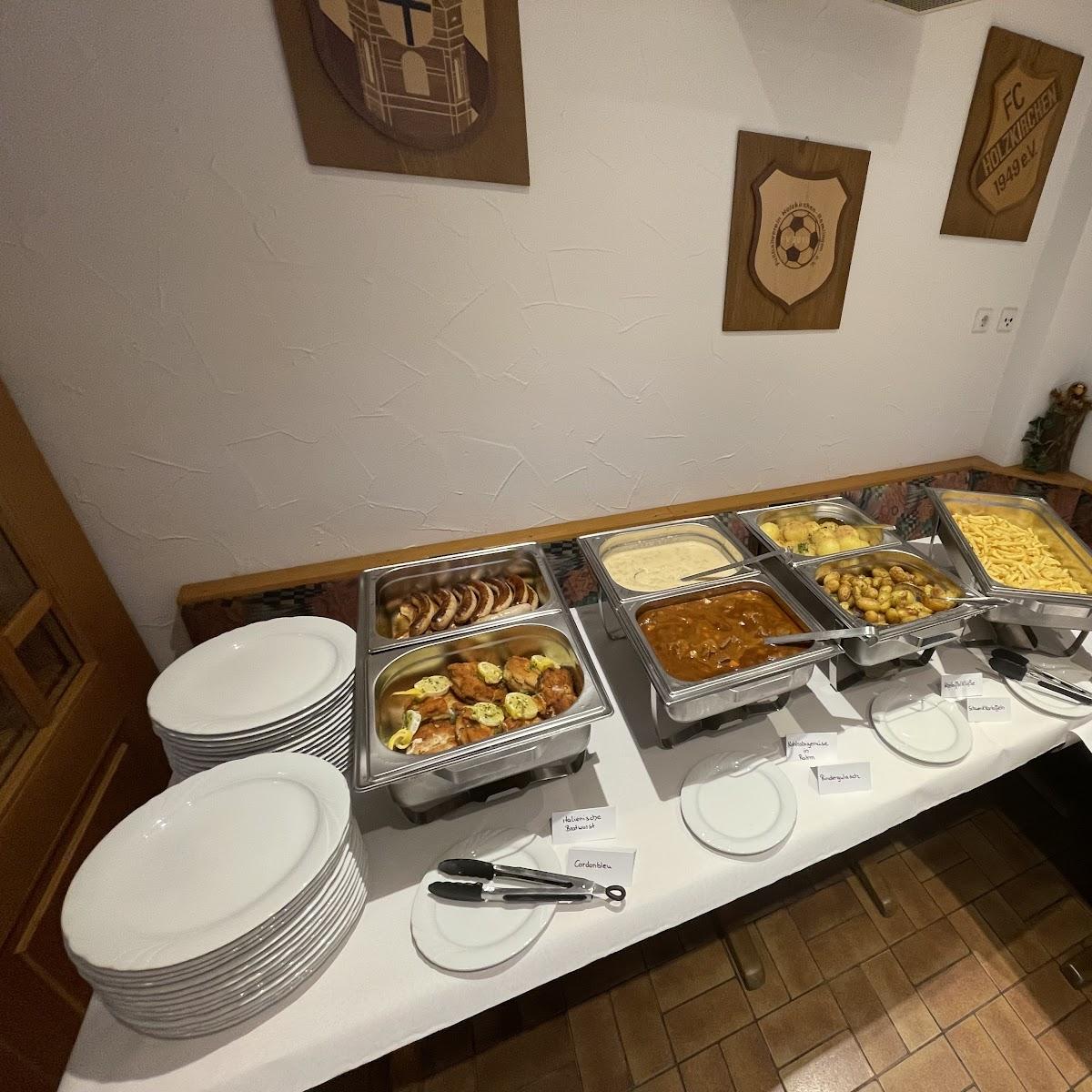 Restaurant "Gaststätte Zur Krone" in Holzkirchen