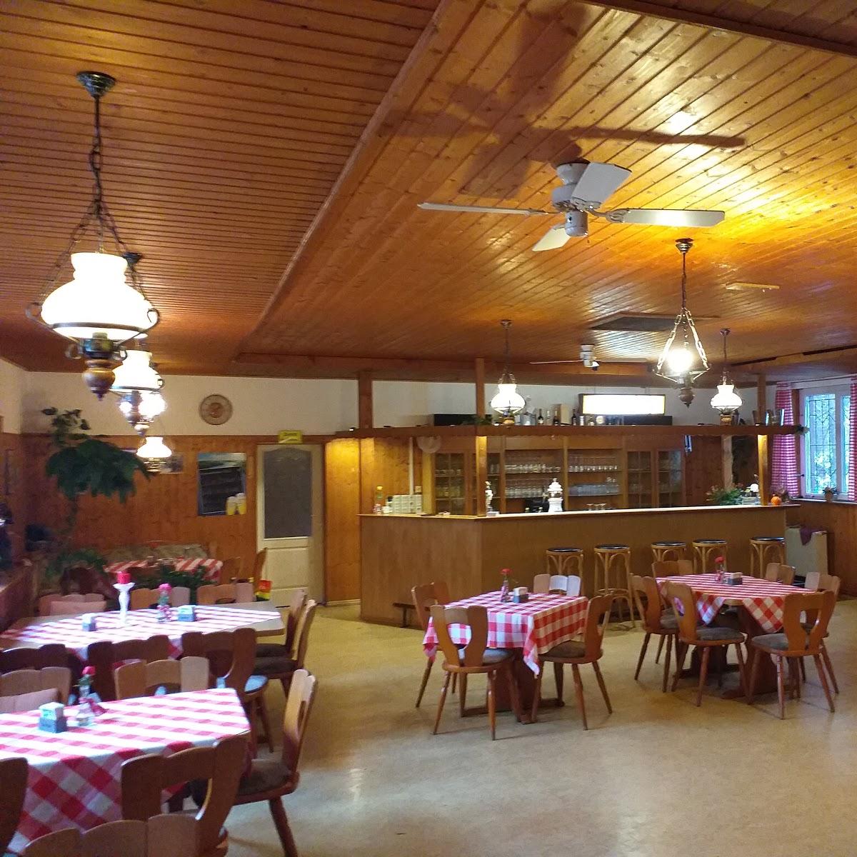 Restaurant "Gasthaus zur goldenen Mitte" in Osternienburger Land