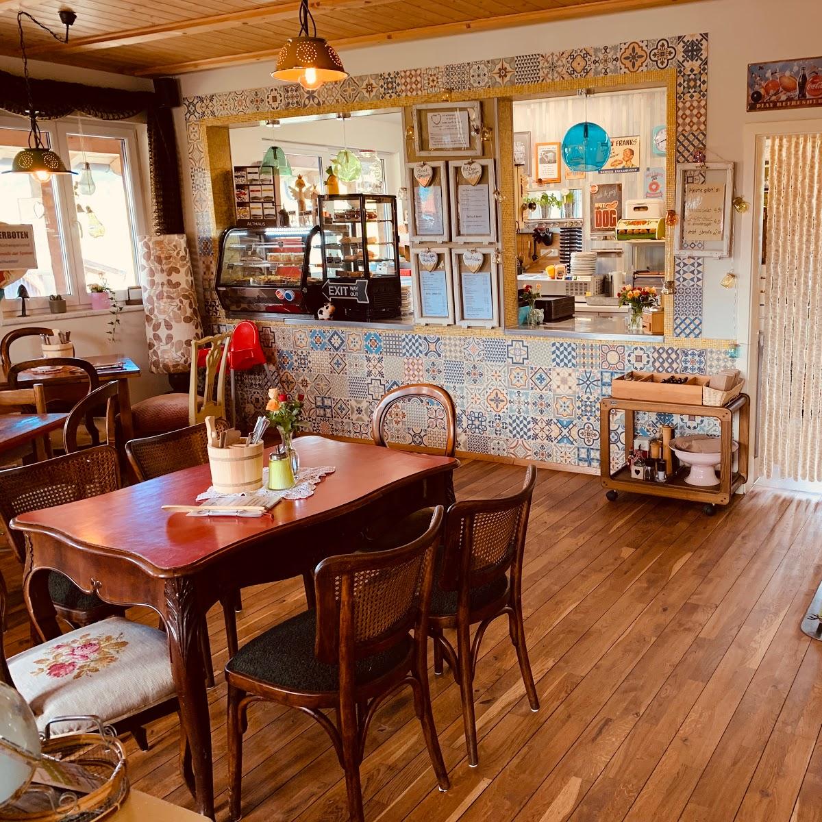 Restaurant "Burgberger Tierparadies mit Kafe Kult" in Burgberg im Allgäu