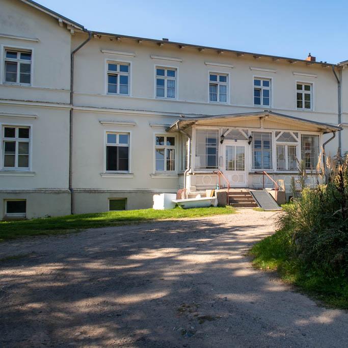 Restaurant "Gutshaus Rekentin" in Tribsees