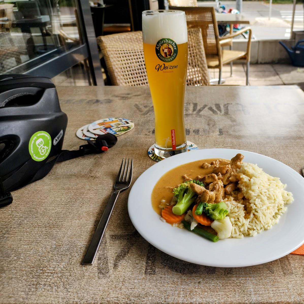 Restaurant "Café Kreisel Drehpunkt" in Eningen unter Achalm