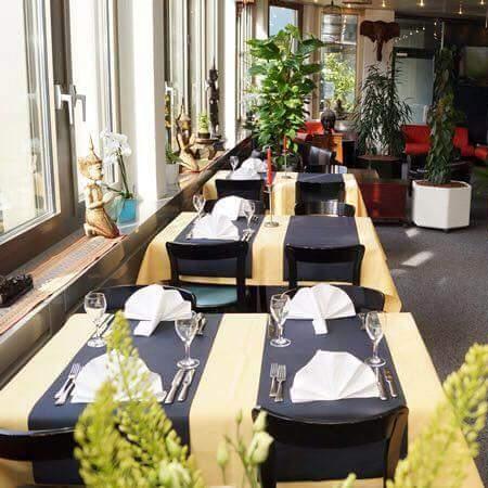 Restaurant "Golden Thai Food" in Thalwil