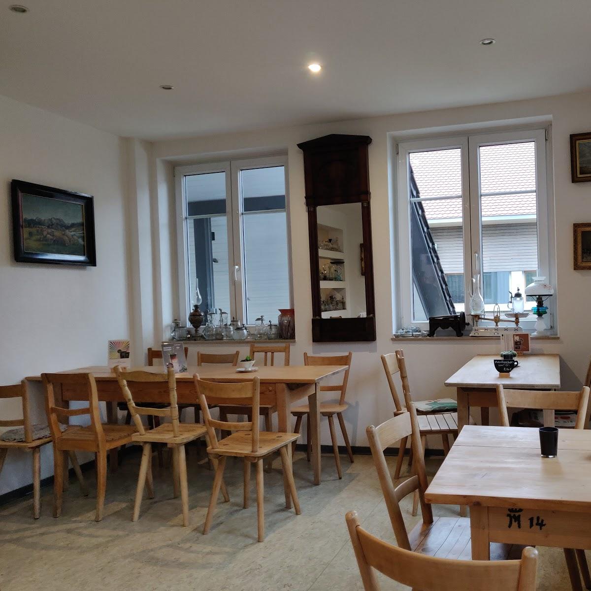 Restaurant "Antiquitäten Café Vöhringer" in Gomadingen