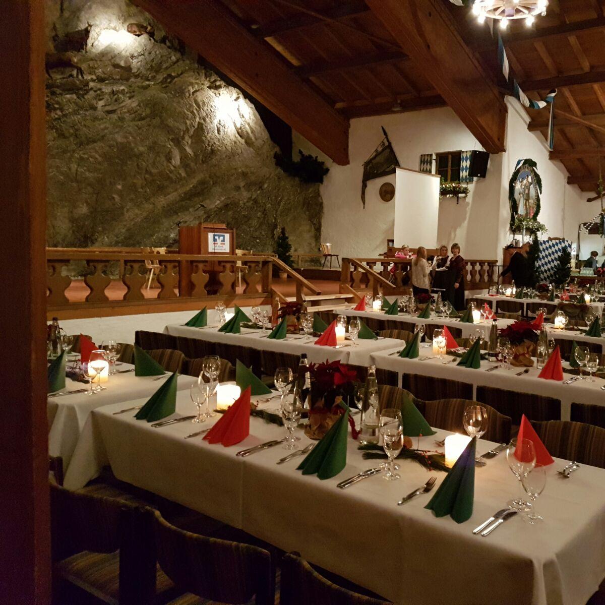 Restaurant "Gewerbegebiet Bayernhalle" in Garmisch-Partenkirchen