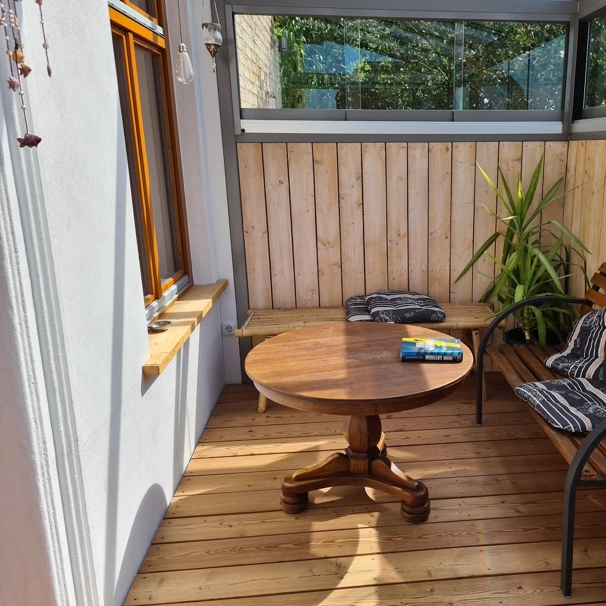 Restaurant "Ferienwohnung Annalisa" in Nübel