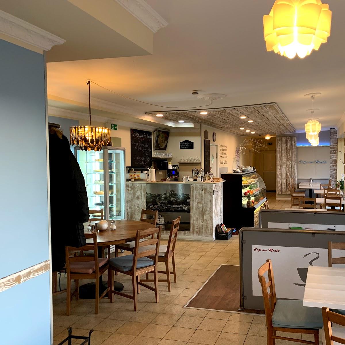 Restaurant "Café am Markt" in Wedel